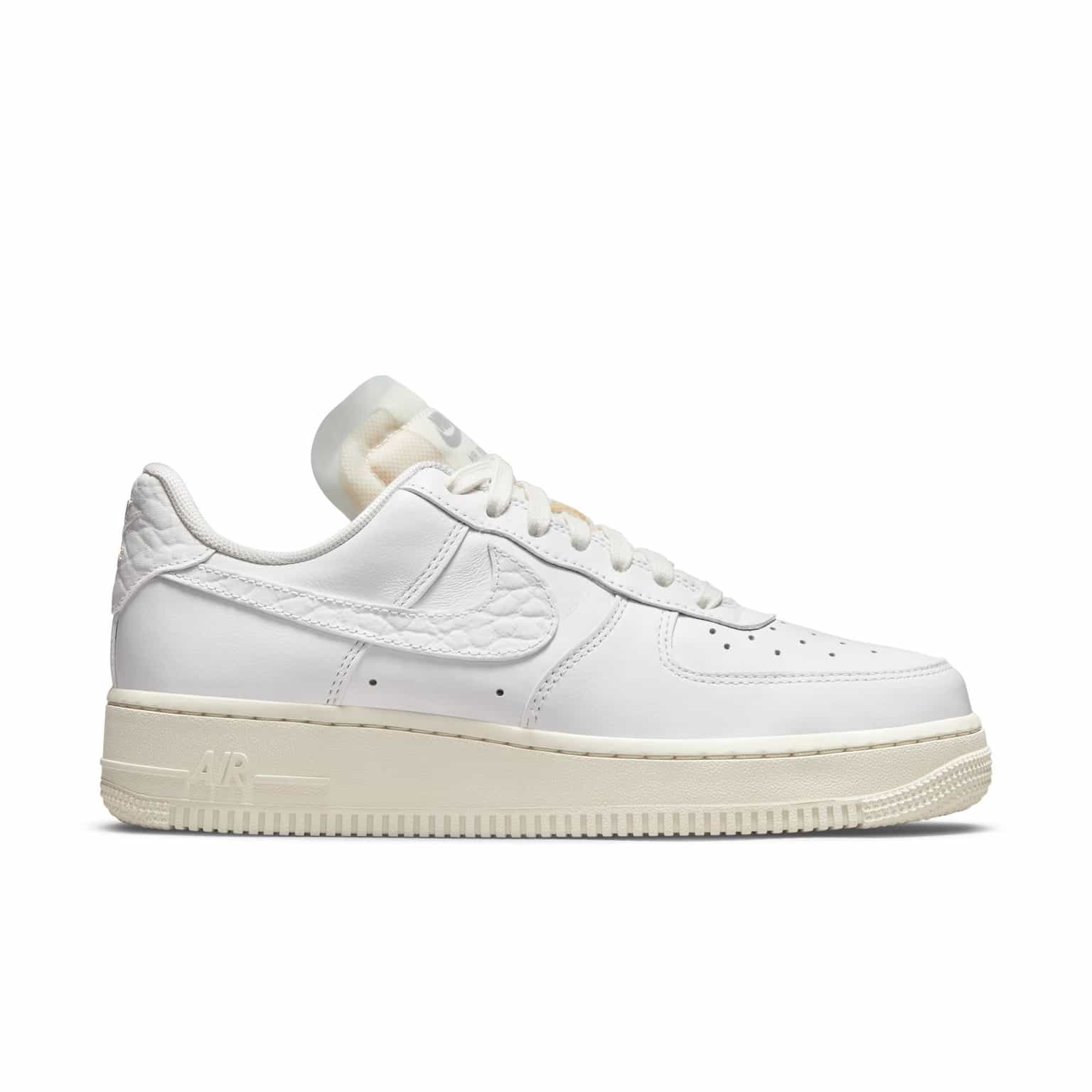 Nike Air Force 1 Low Premium 3