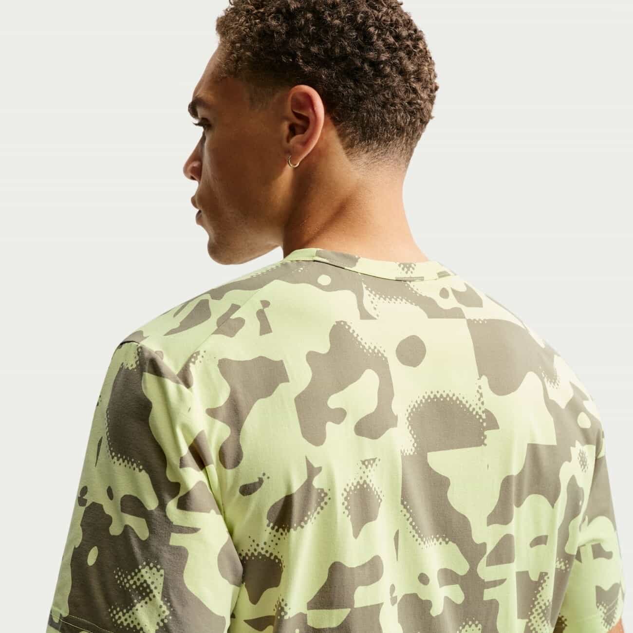 Tricou Nike Hyverse Dri-FIT UV Training 6