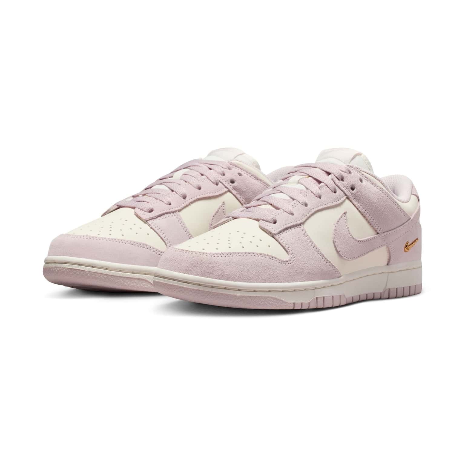 Ghete Nike Dunk Low Suede