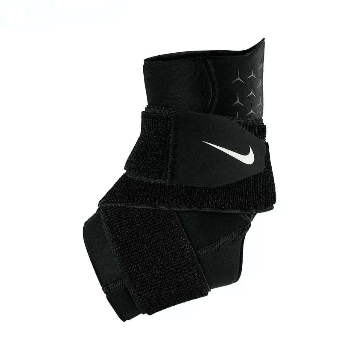 Фиксатор для голеностопа Nike Pro Ankle Strap Sleeve