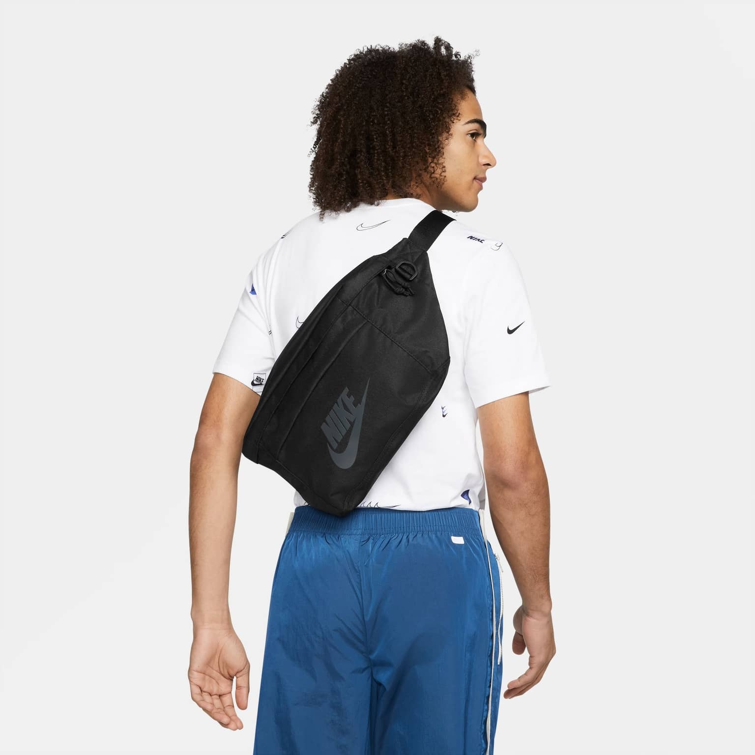 Nike Tech Hip Pack (10L)