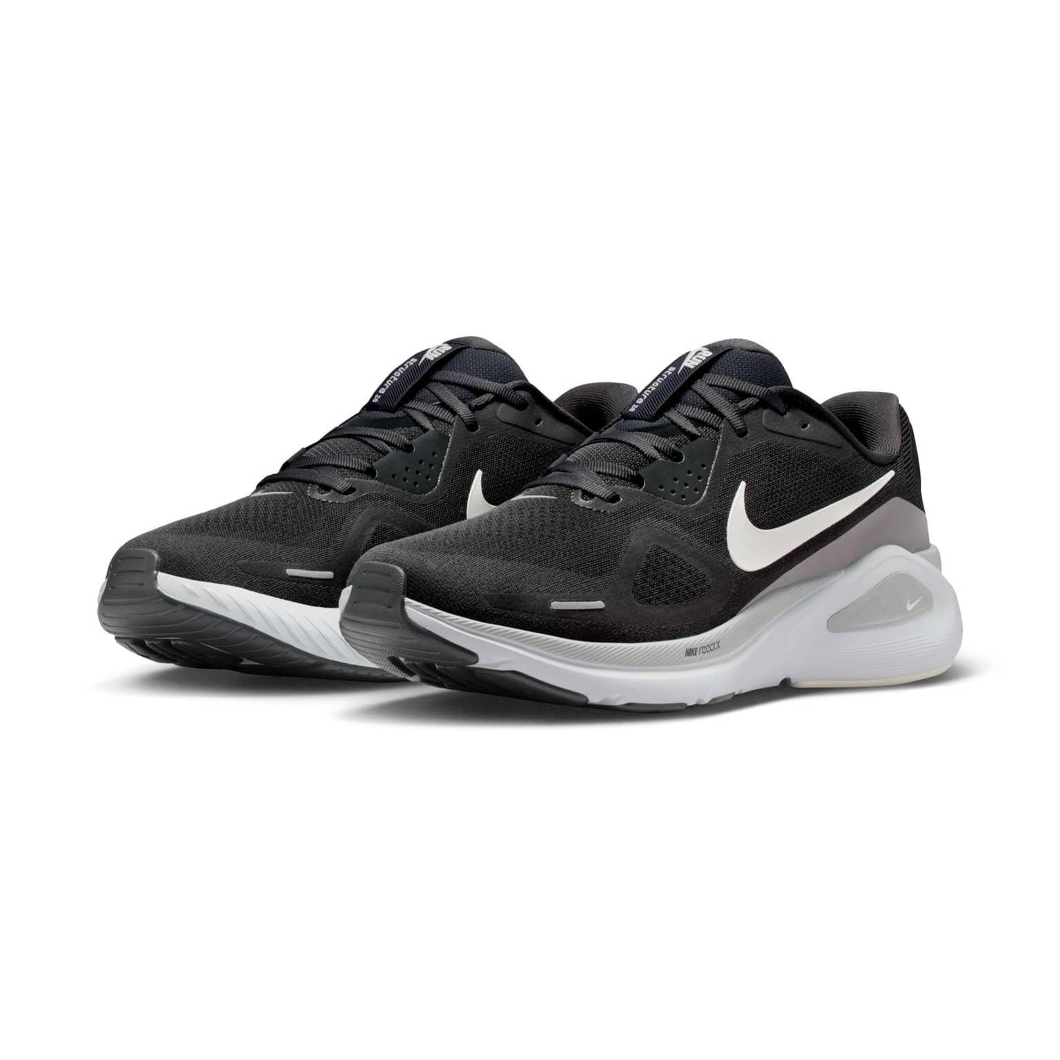 Nike Structure 26