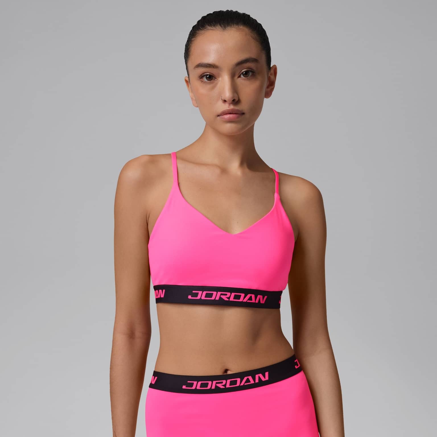 Топ Jordan Sport Essentials Padded Adjustable Sports Bra