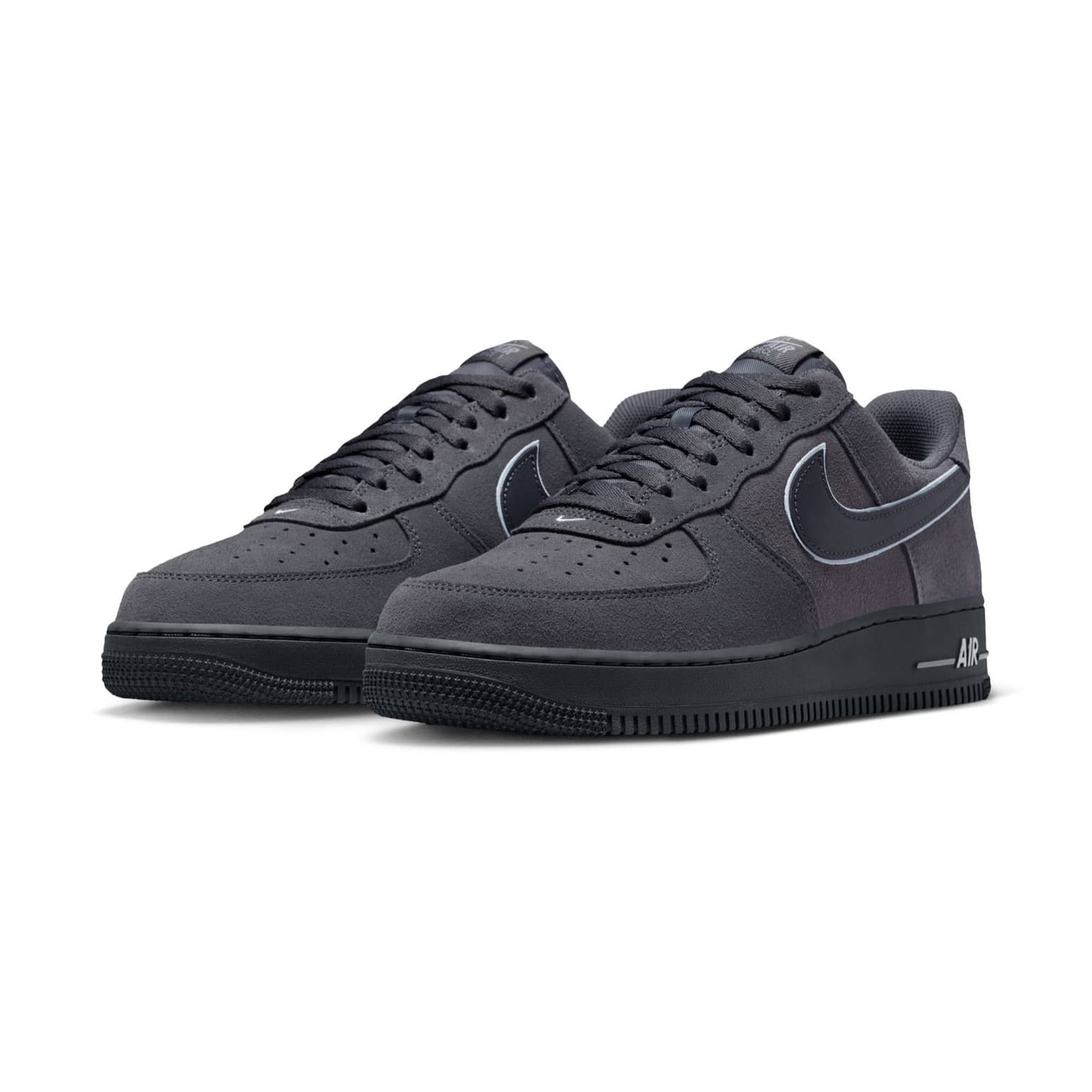 Nike Air Force 1 '07 LV8
