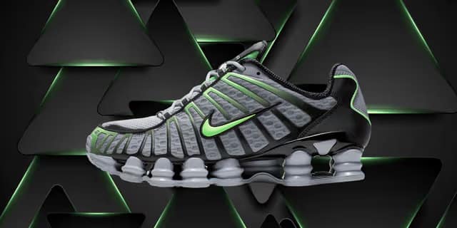 Recenzie video Nike Shox TL: stil futurist, amortizare și potrivire adaptivă